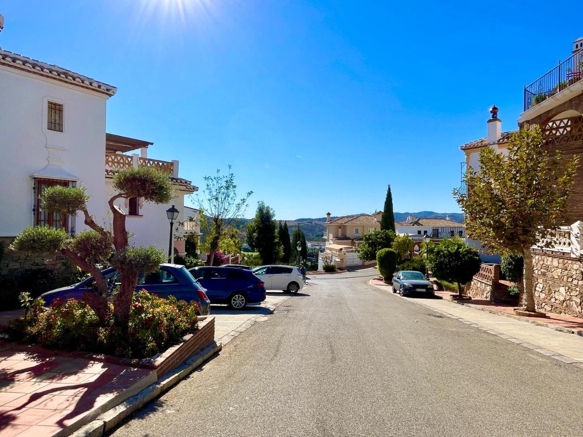 Semidetached Duplex Home At Puebla Aida, Mijas Golf With Pool, Golf And Sea Views Màlaga Exteriér fotografie